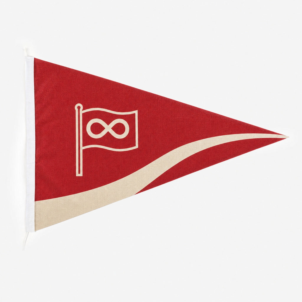 Boat flag with your own design, pointed model, photographed flat with a white sleeve on the pole side